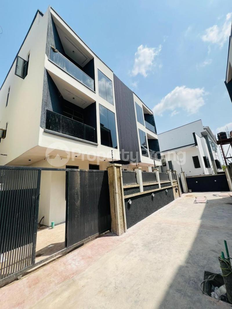 4 bedroom House for sale Adeniyi Jones Ikeja Lagos