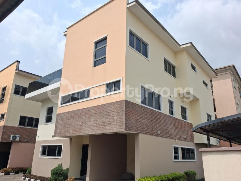 4 bedroom House for rent Palace Road Victoria Island Lagos