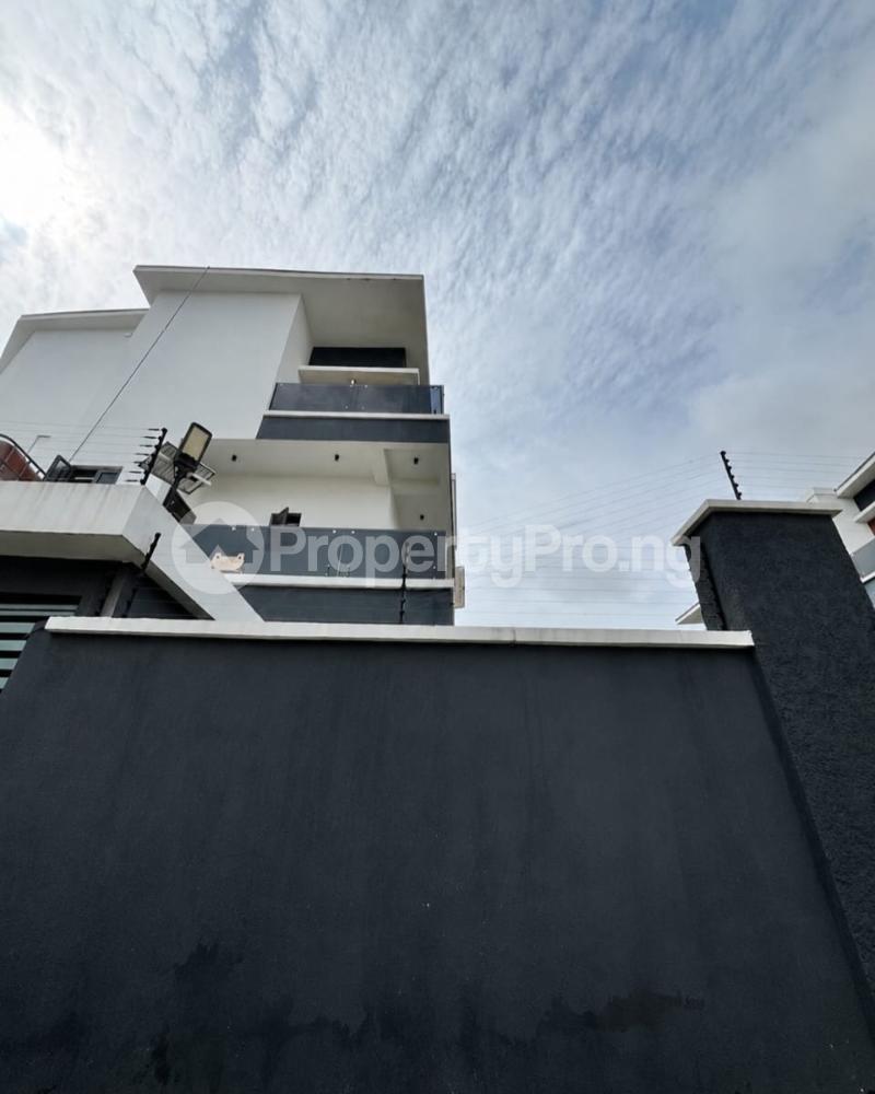 4 bedroom House for sale Ikate Lekki Lagos