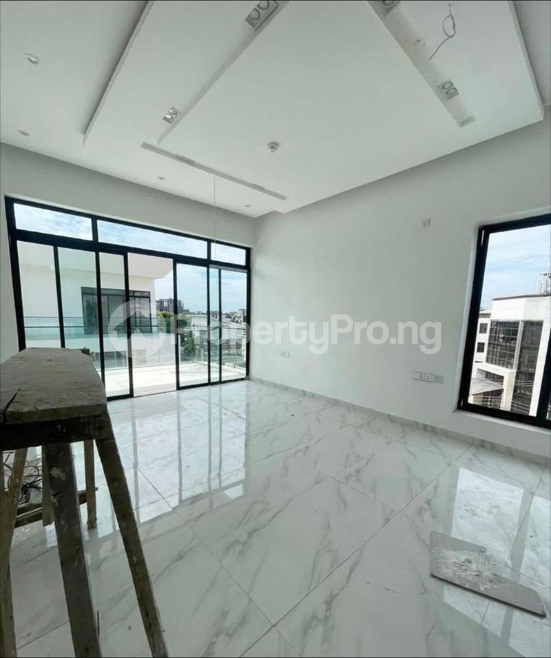 4 bedroom House for sale Ikoyi Lagos