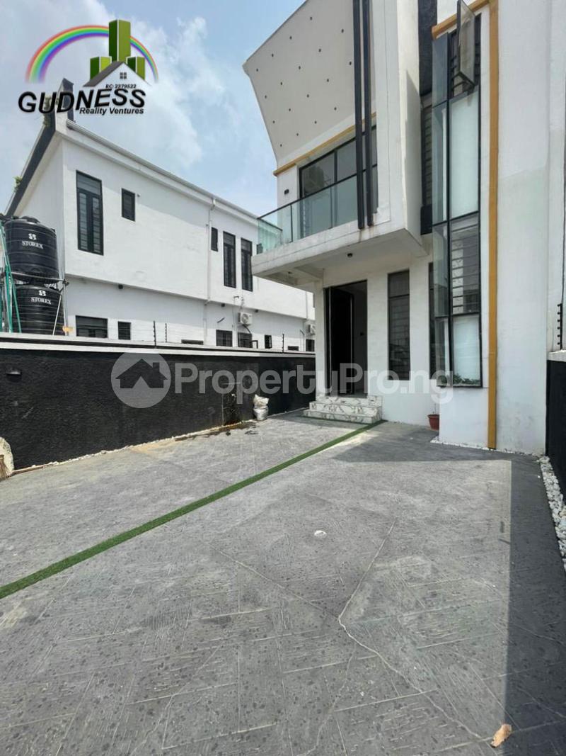 4 bedroom House for rent Ikota Lekki Lagos