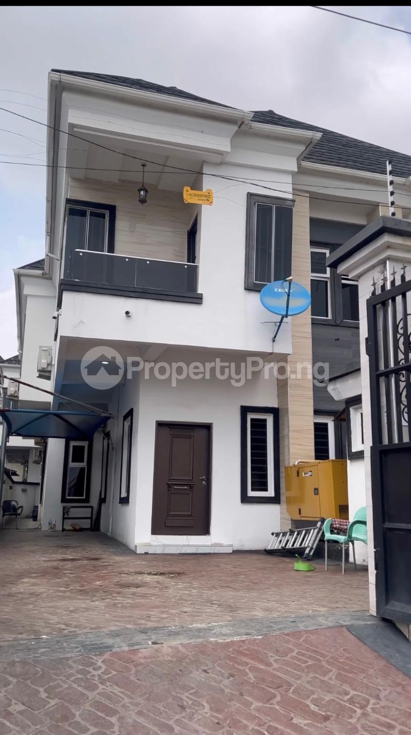 4 bedroom House for sale Chevy View Estate, Chevron Chevron Lekki Lagos