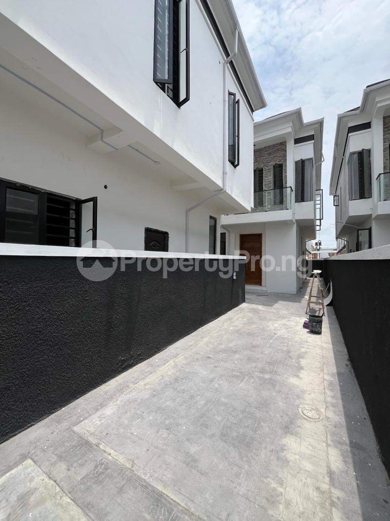 4 bedroom House for sale Ikota Lekki Lagos