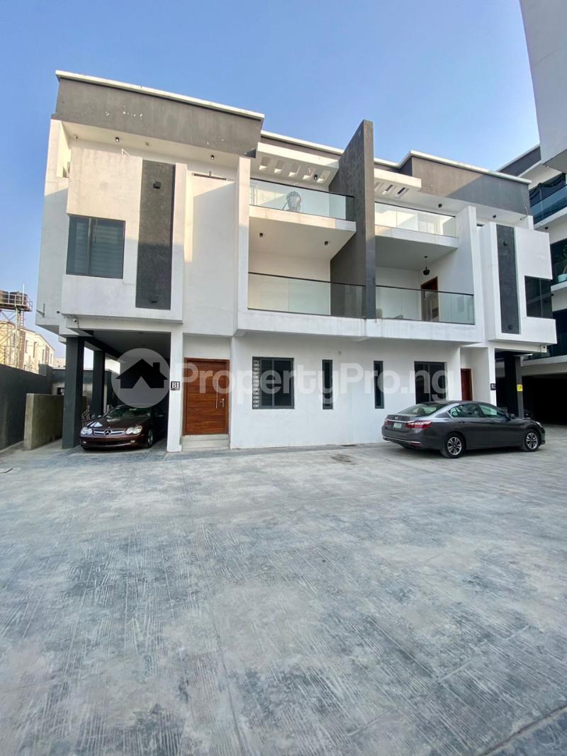 4 bedroom House for sale Ologolo Lekki Lagos