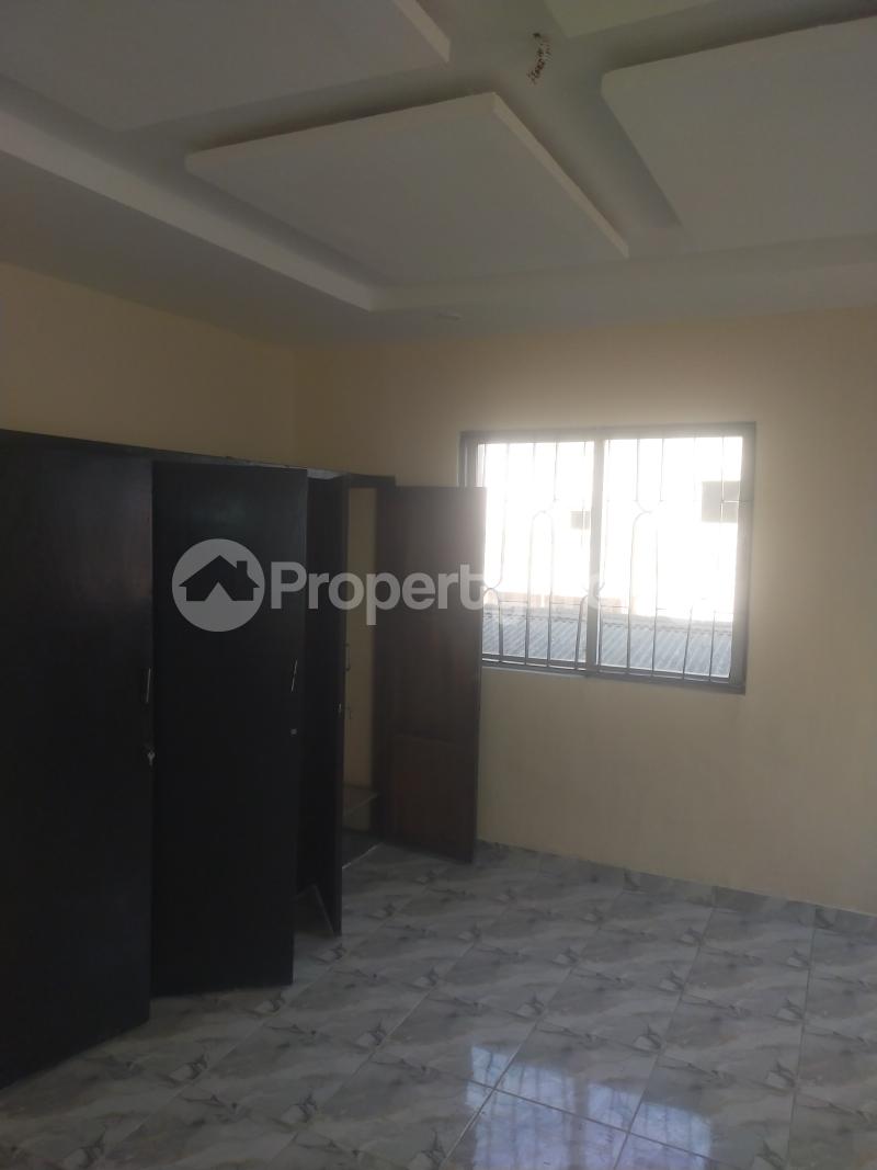 4 bedroom House for rent Medina Estate, Medina Gbagada Lagos