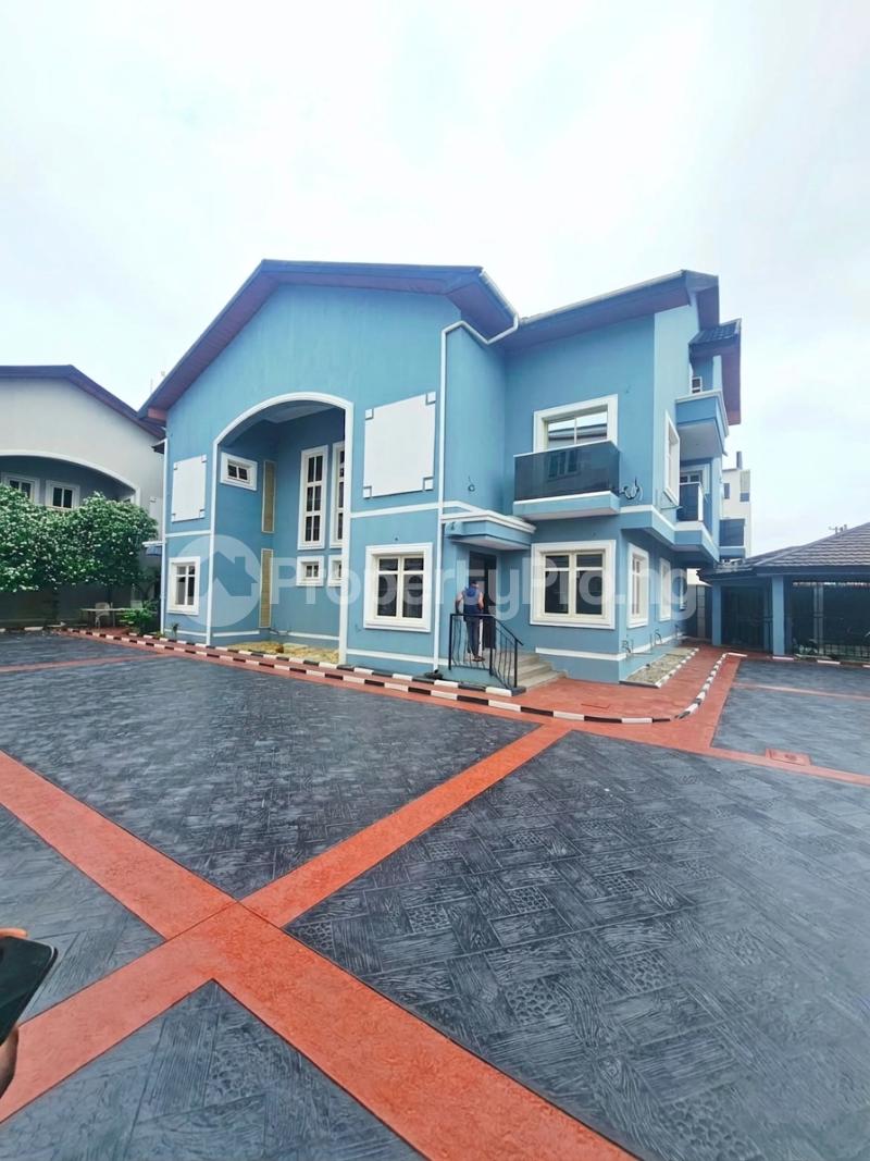 4 bedroom House for sale ONIRU Victoria Island Lagos
