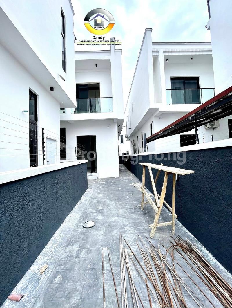 4 bedroom House for sale orchid Lekki Lagos