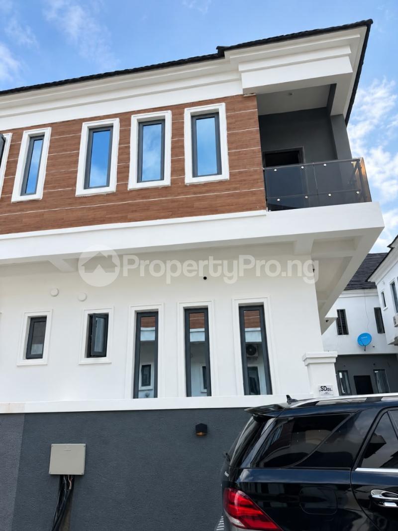 4 bedroom House for sale Extension, Harris Drive VGC Lekki Lagos