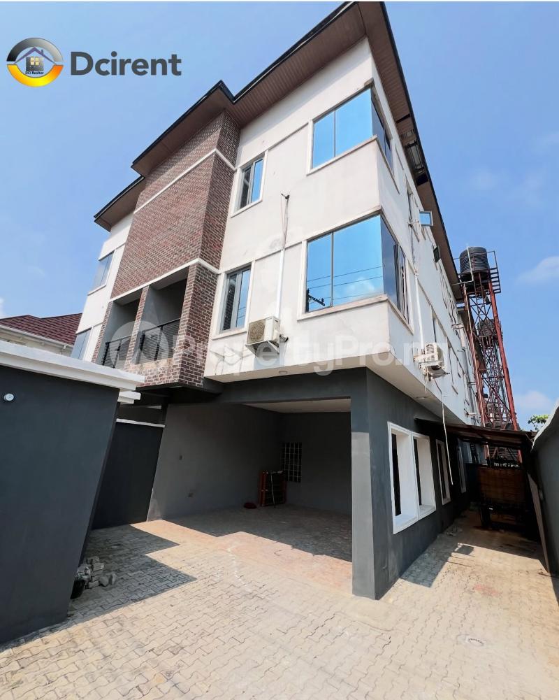 4 bedroom House for rent Osapa london Lekki Lagos