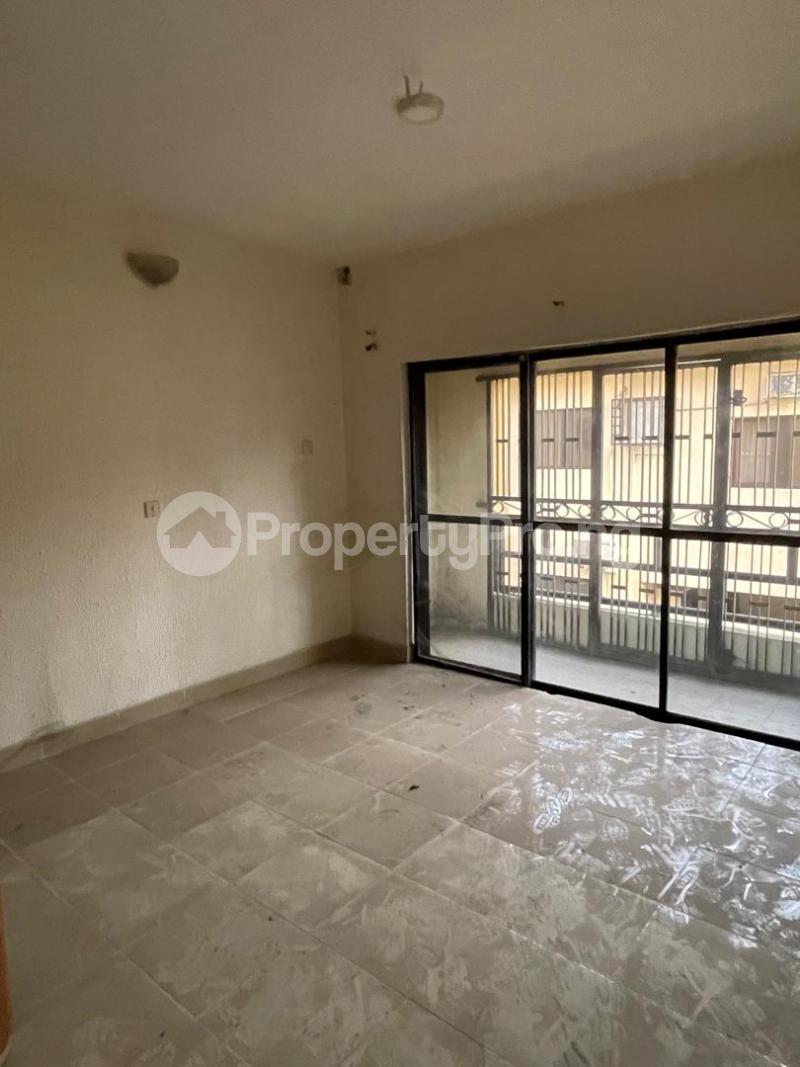 4 bedroom Commercial Property for rent Lekki Phase 1 Lekki Lagos