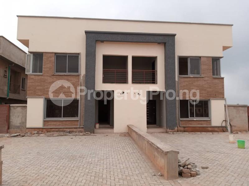 4 bedroom House for sale Along Ibadan Express Way, After The Long Bridge Obafemi Owode Ogun - 1