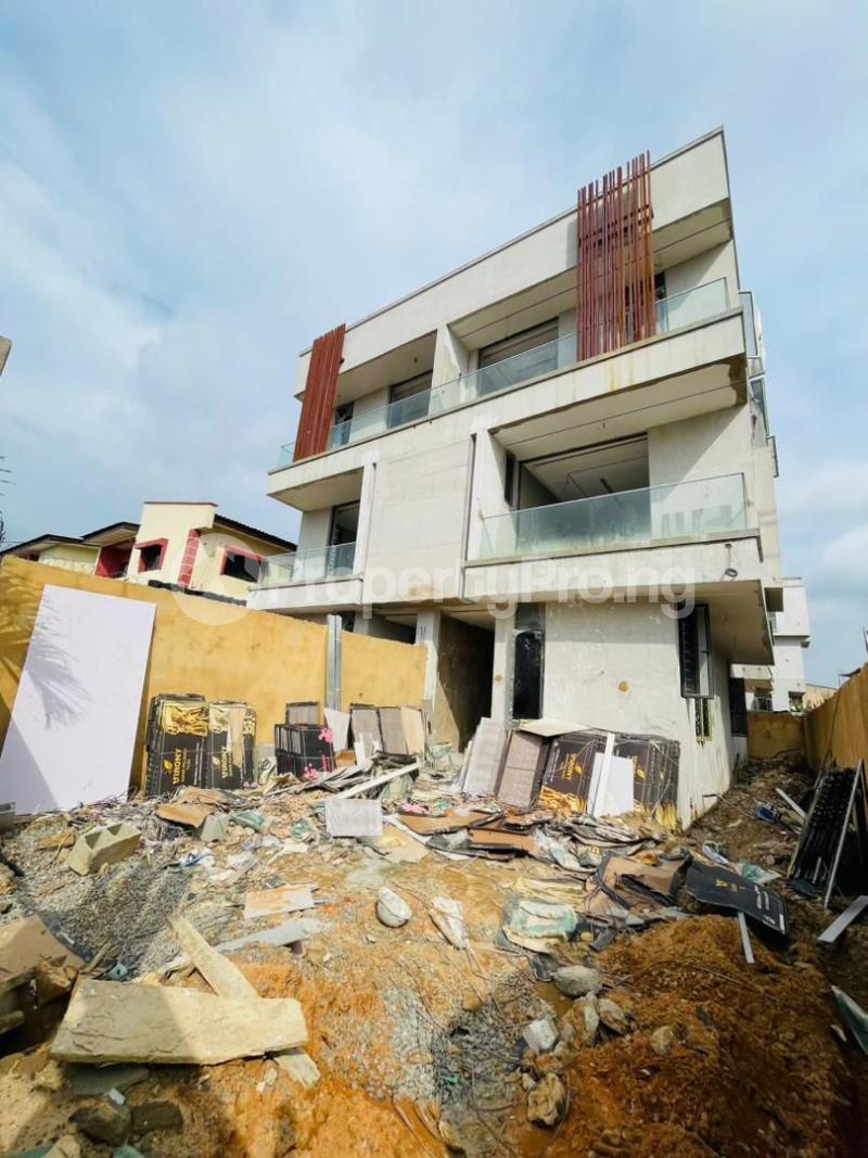 4 bedroom House for sale Omole phase 2 Ojodu Lagos