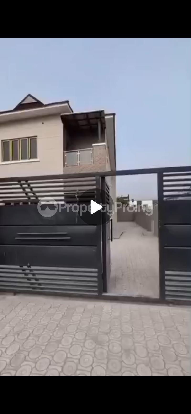 4 bedroom House for sale FO1 Layout Kubwa Abuja