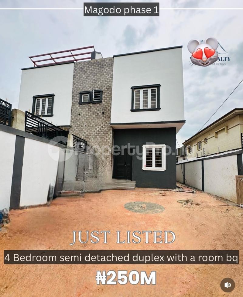 4 bedroom House for sale Magodo Kosofe/Ikosi Lagos