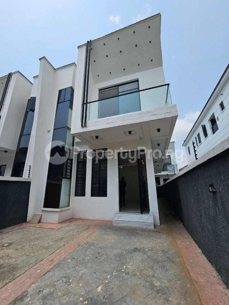 4 bedroom House for rent Ikota Lekki Lagos