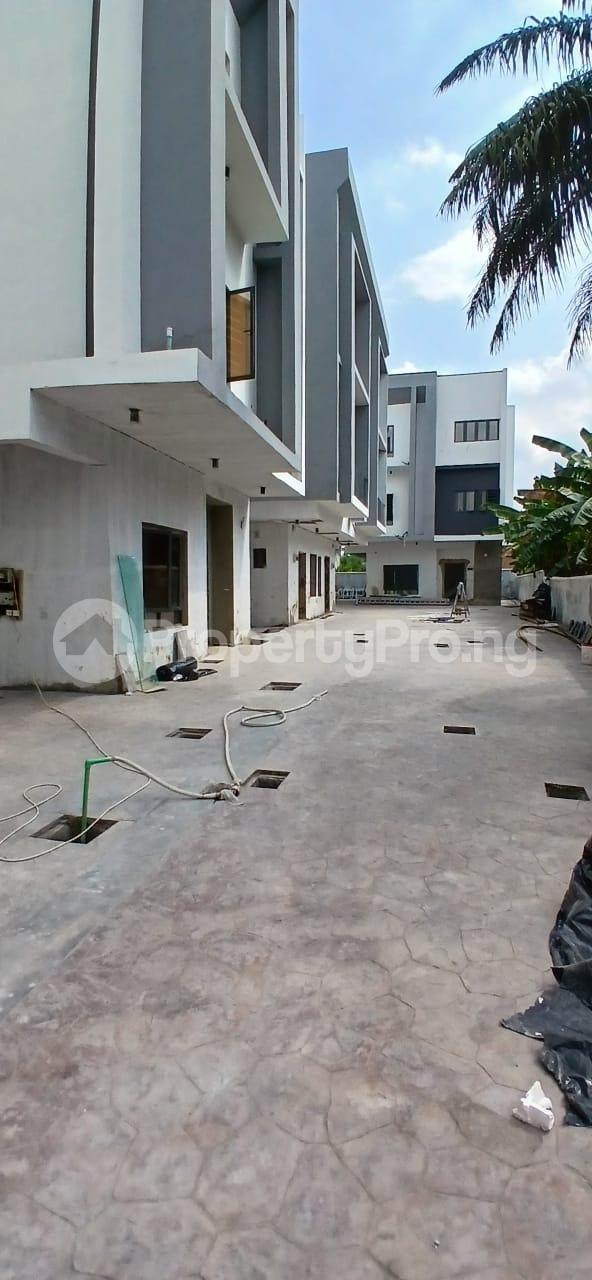 4 bedroom House for sale Surulere Lagos
