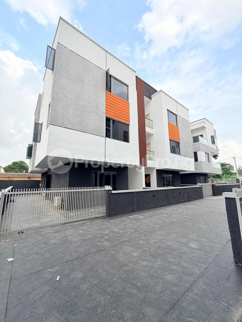 4 bedroom House for sale Adeniyi Jones Ikeja Lagos