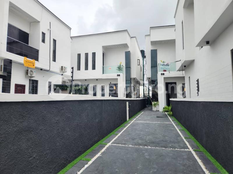 4 bedroom House for sale Ikota Lekki Lagos