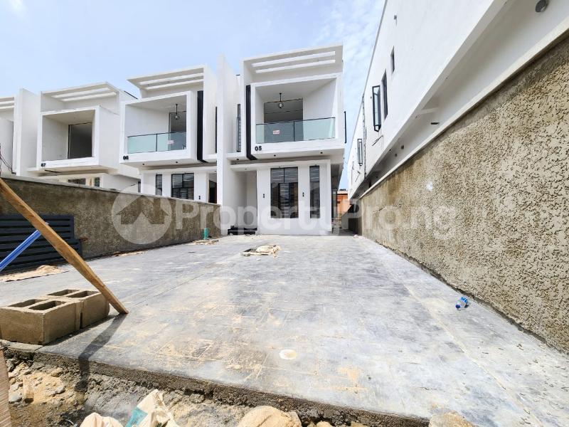 4 bedroom House for sale Jakande Lekki Lagos