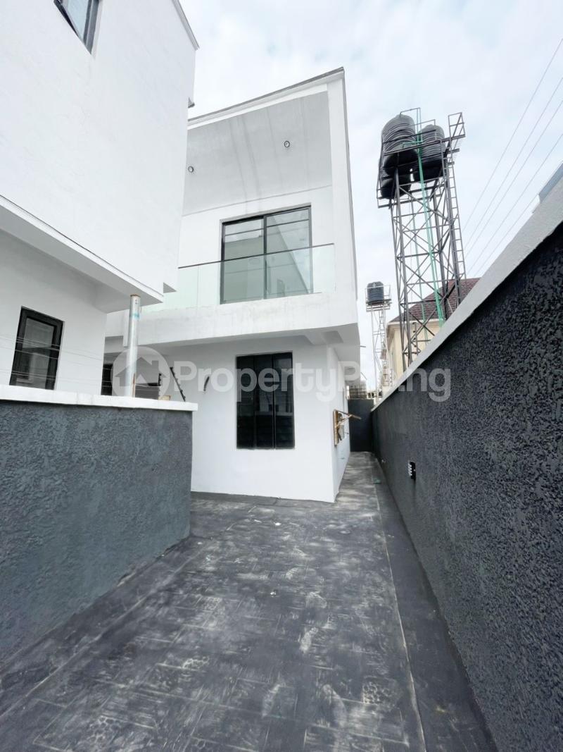 4 bedroom House for sale chevron Lekki Lagos