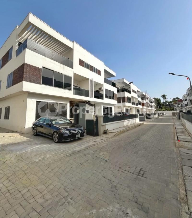 4 bedroom House for rent Location:: Banana Island Road Lkoyi Lagos Banana Island Ikoyi Lagos
