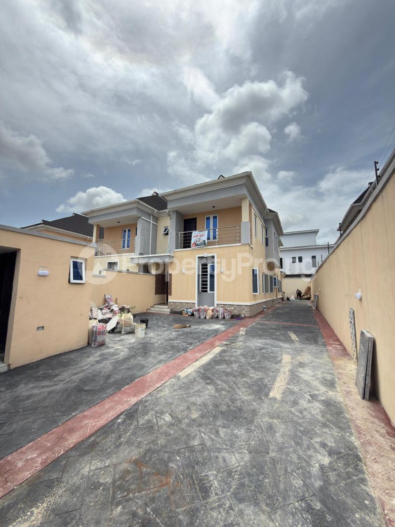 4 bedroom House for rent Abraham adesanya estate Ajah Lagos