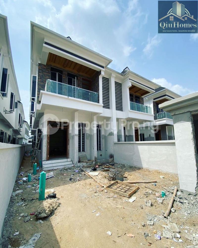 4 bedroom House for sale 2nd Toll Gate Lekki Lagos