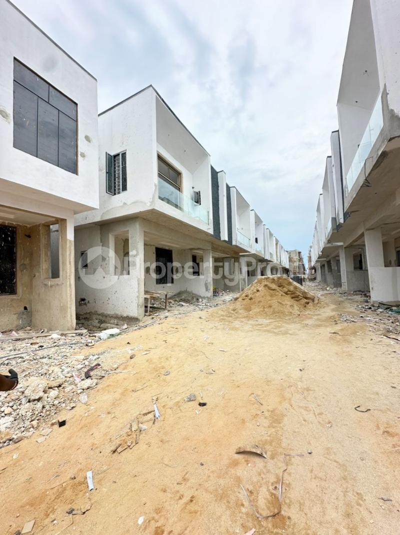 4 bedroom House for sale Orchid Lekki Lagos