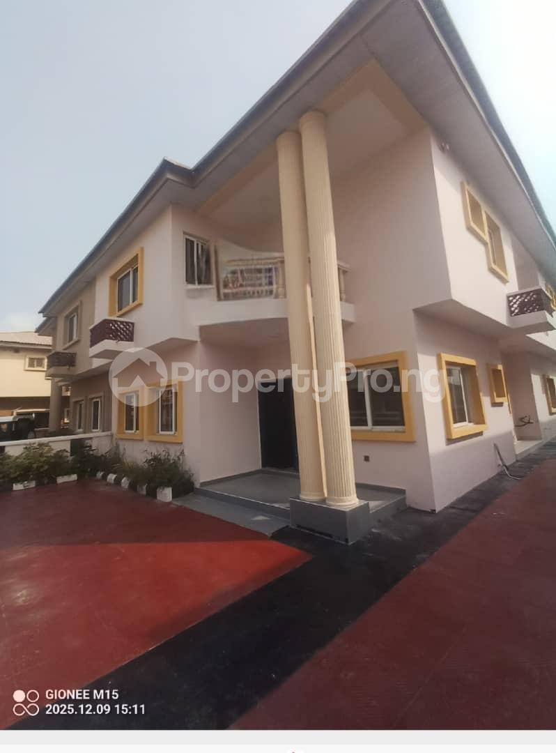 4 bedroom House for rent ONIRU Victoria Island Lagos