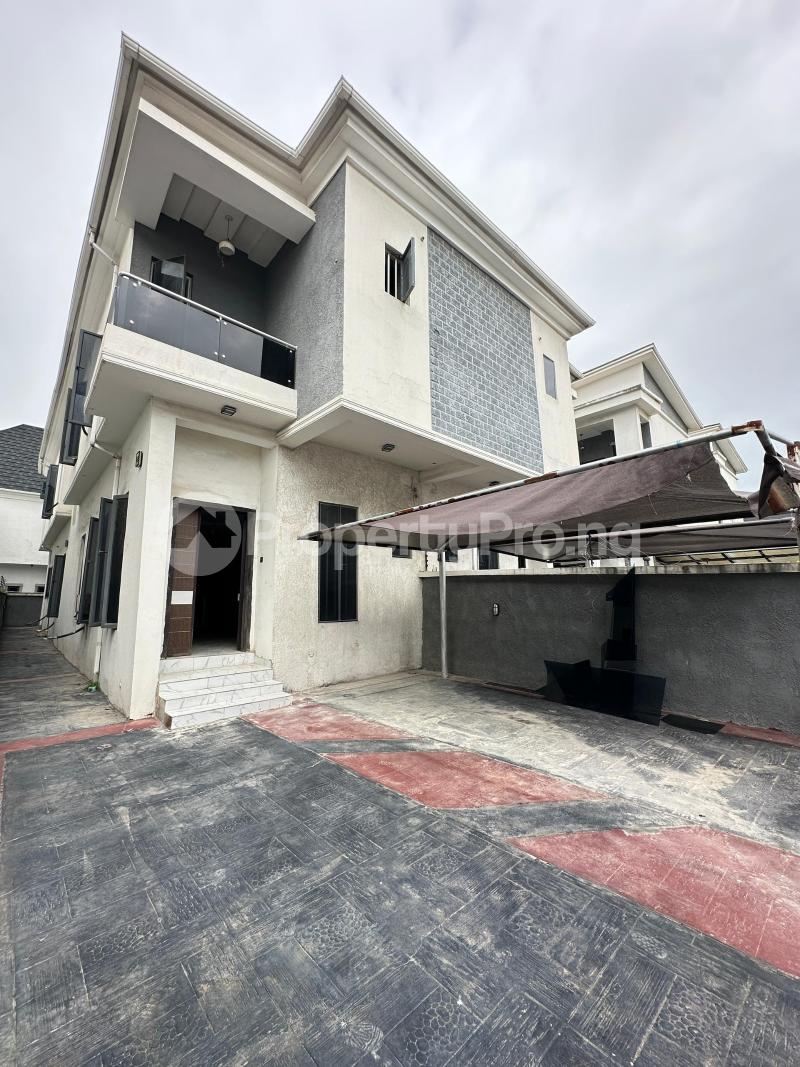 4 bedroom House for sale orchid Lekki Lagos
