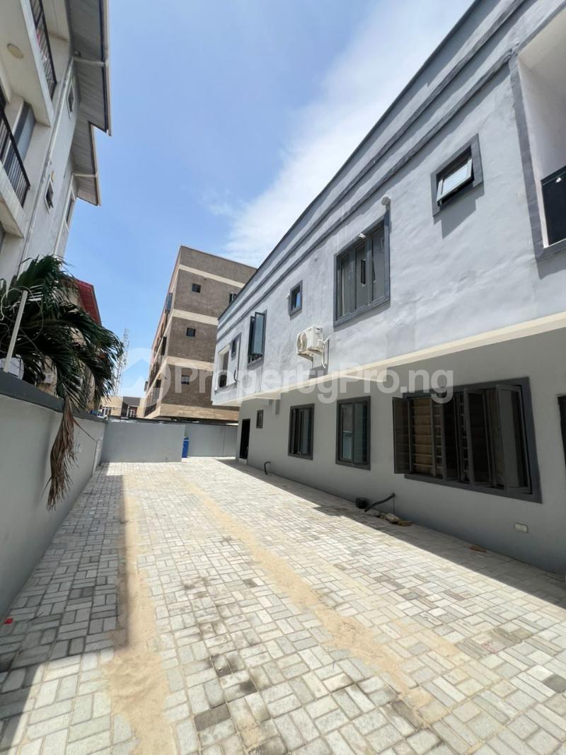 4 bedroom House for sale Chevron Lekki Lagos