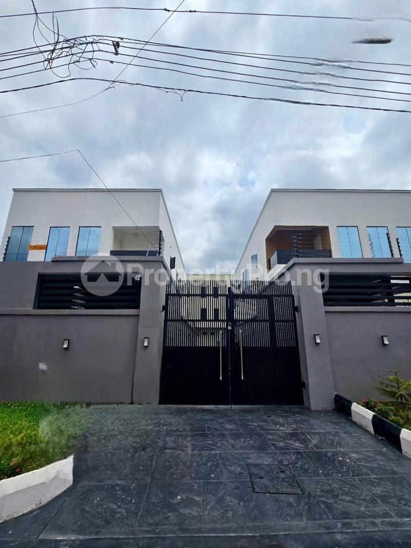 4 bedroom House for sale Omole phase 2 Ojodu Lagos