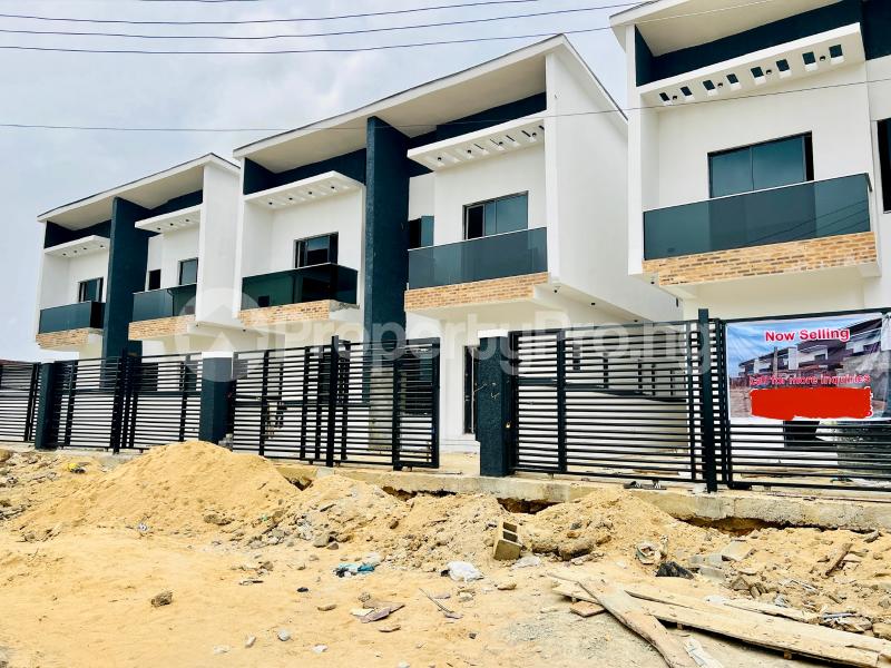 4 bedroom House for sale Lekki Scheme 2, Abraham Adesanya Ajah Lekki Scheme 2 Ajah Lagos - 0
