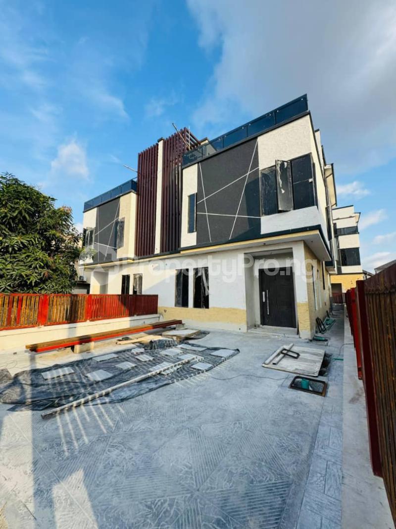 4 bedroom House for sale Gbagada Lagos