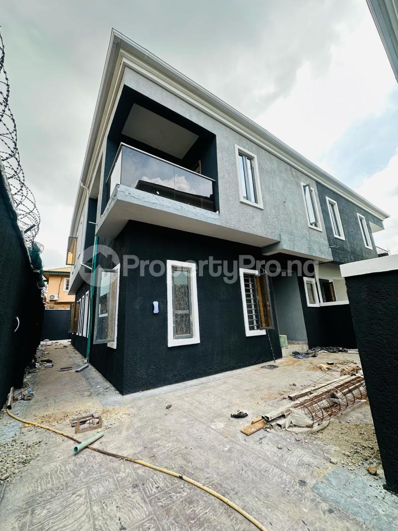 4 bedroom House for sale Magodo Kosofe/Ikosi Lagos
