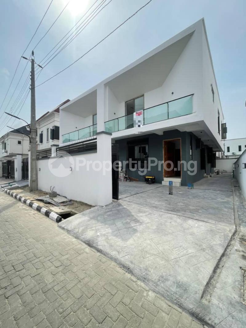 4 bedroom House for sale chevron Lekki Lagos