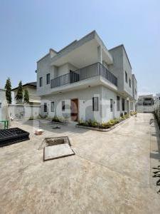 4 bedroom House for rent Osapa london Lekki Lagos