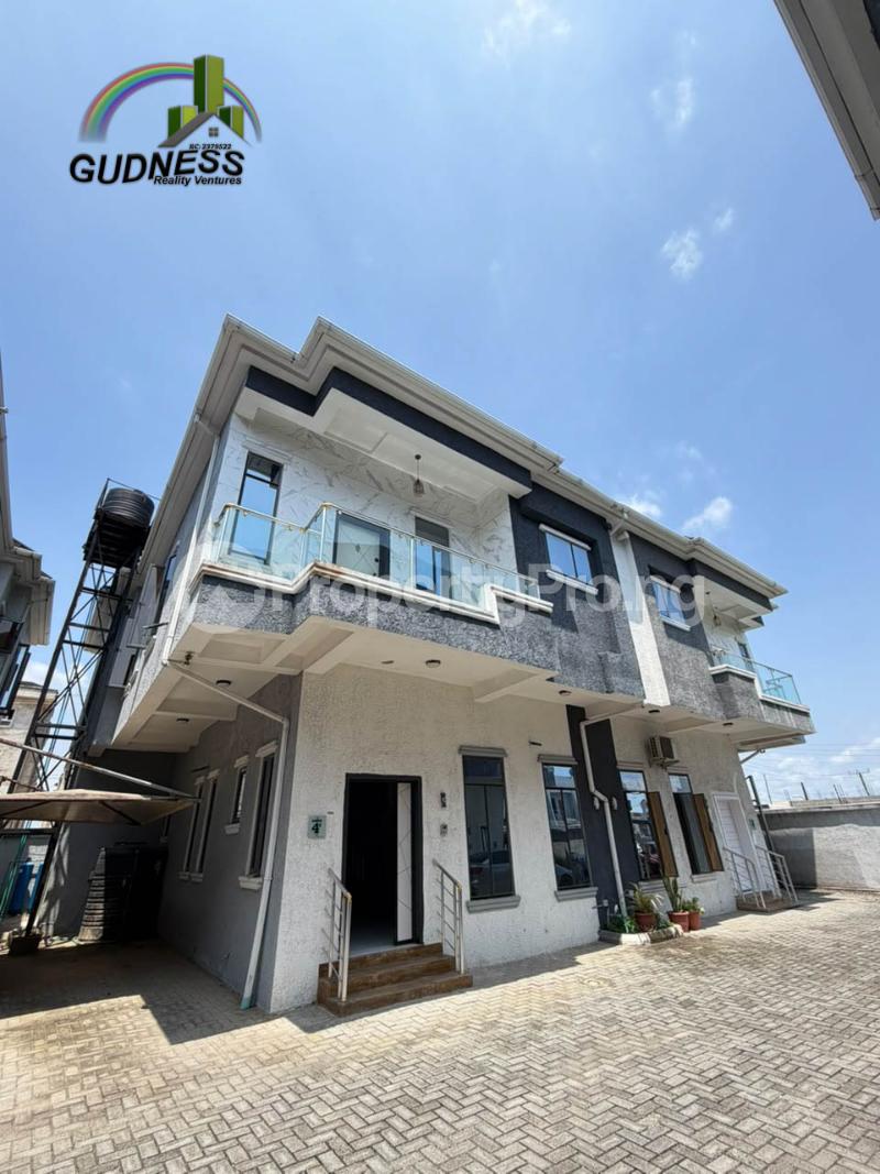 4 bedroom House for rent Ikota Lekki Lagos