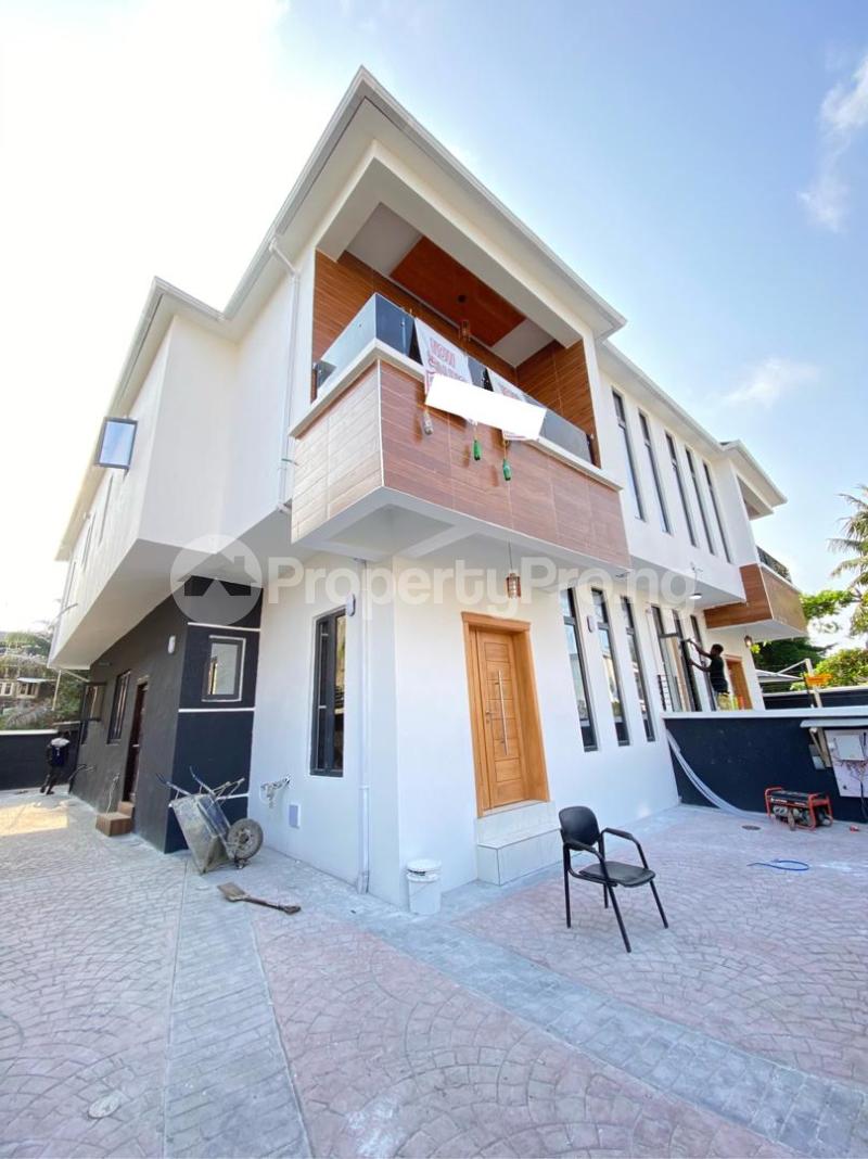 4 bedroom House for sale Osapa london Lekki Lagos