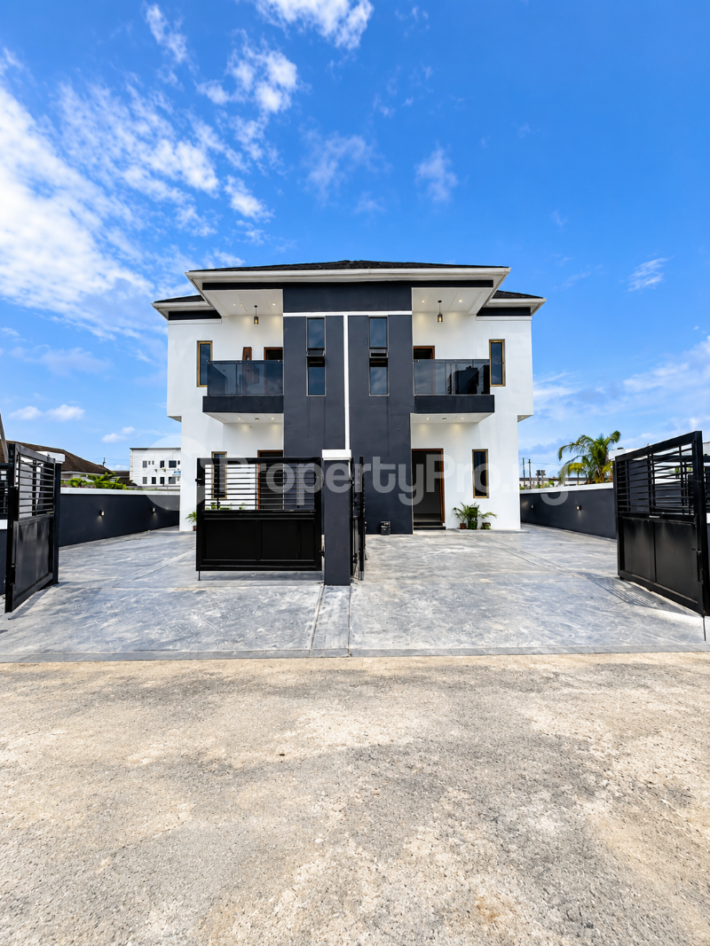 4 bedroom House for sale Ikota Lekki Lagos