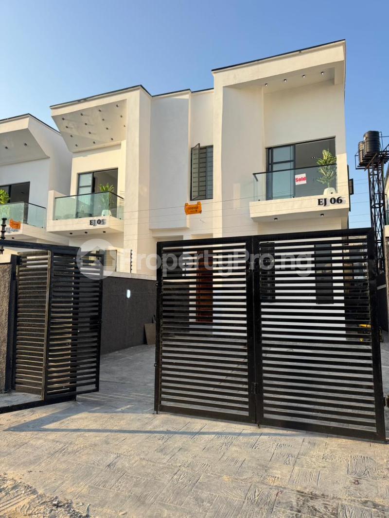 4 bedroom House for sale Ikota Lekki Lagos