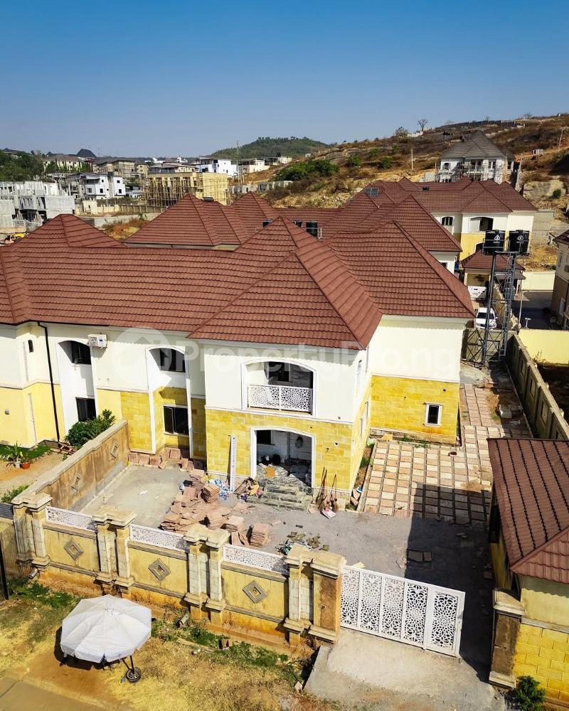 4 bedroom House for sale Guzape Abuja