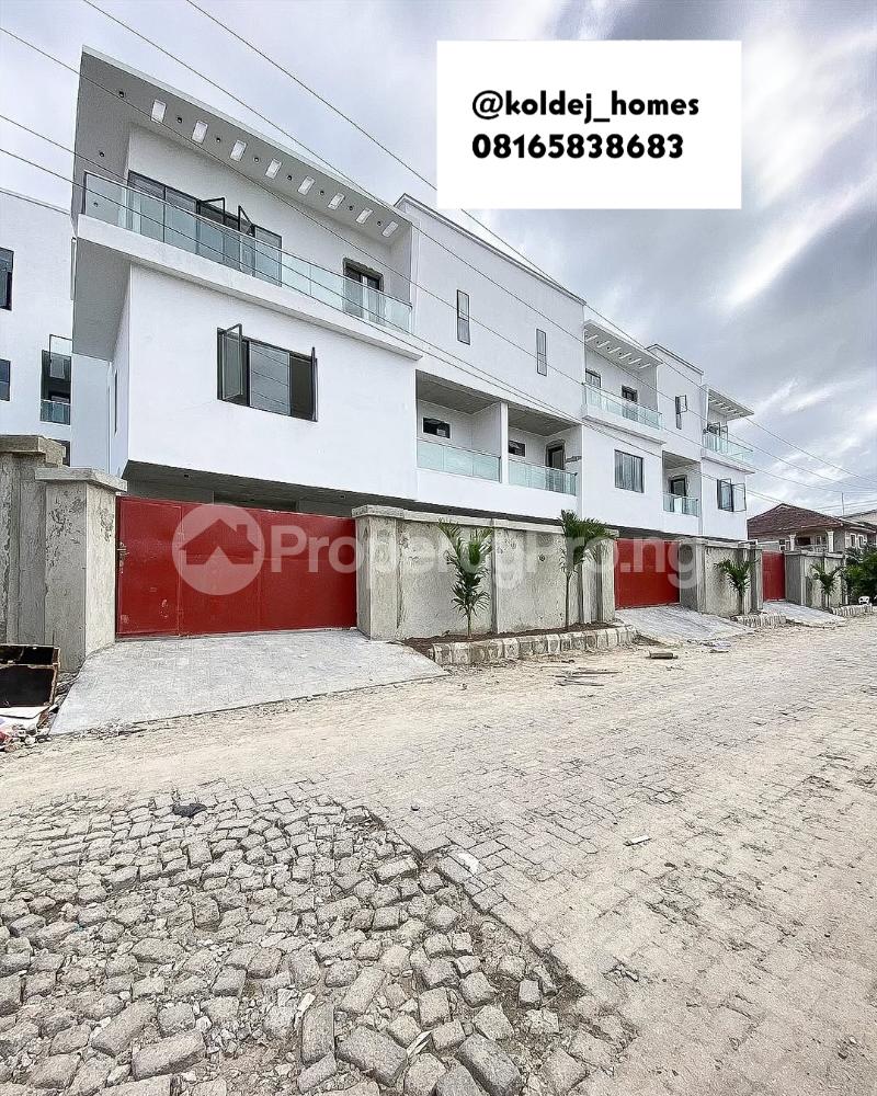 4 bedroom House for sale  Lekki Phase 1 Lekki Lagos