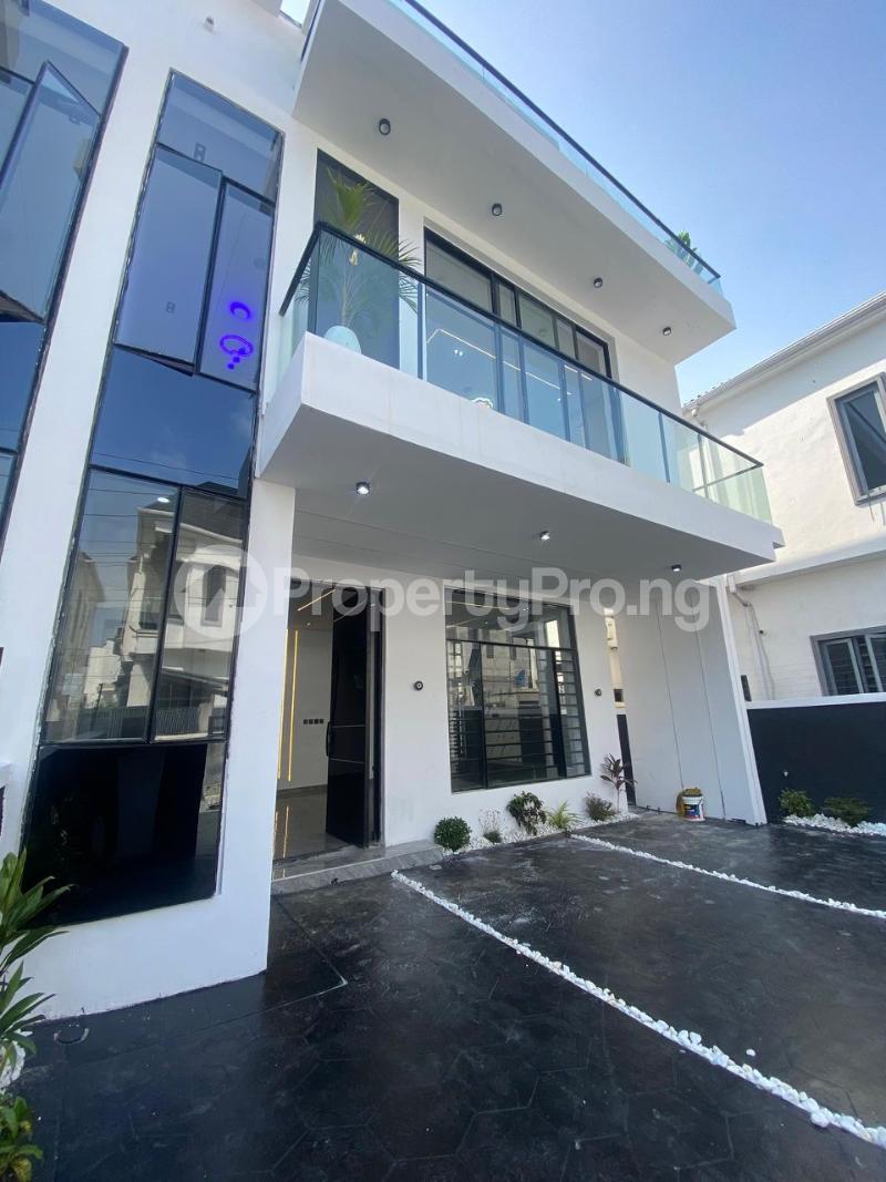 4 bedroom House for sale Ikota Lekki Lagos