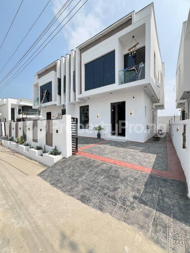 4 bedroom House for sale Ado Road Ajah Lagos