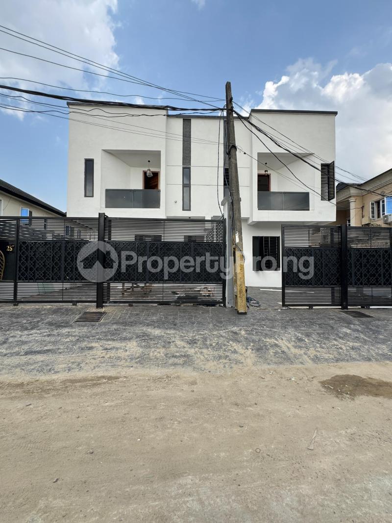 4 bedroom House for sale Gbagada Lagos