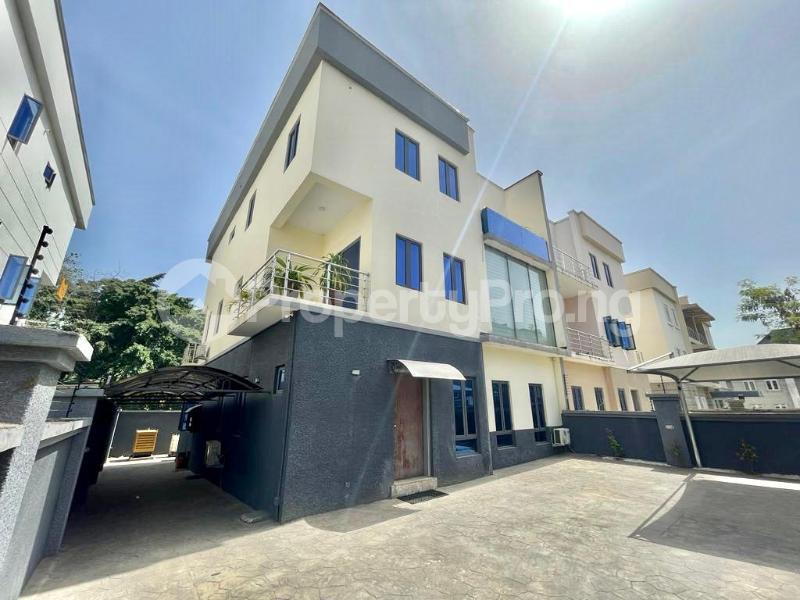 4 bedroom House for sale Wuse 2 Abuja