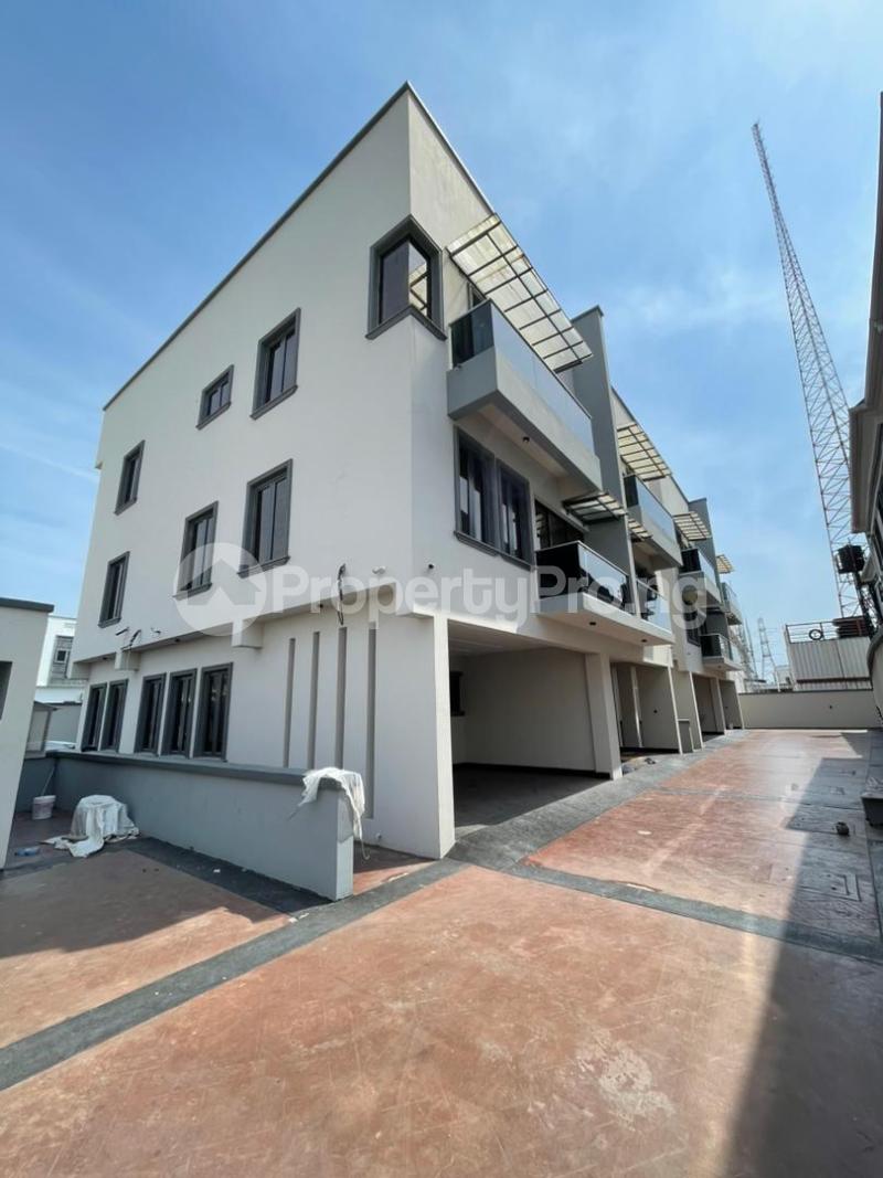 4 bedroom House for sale Ikate Lekki Lagos