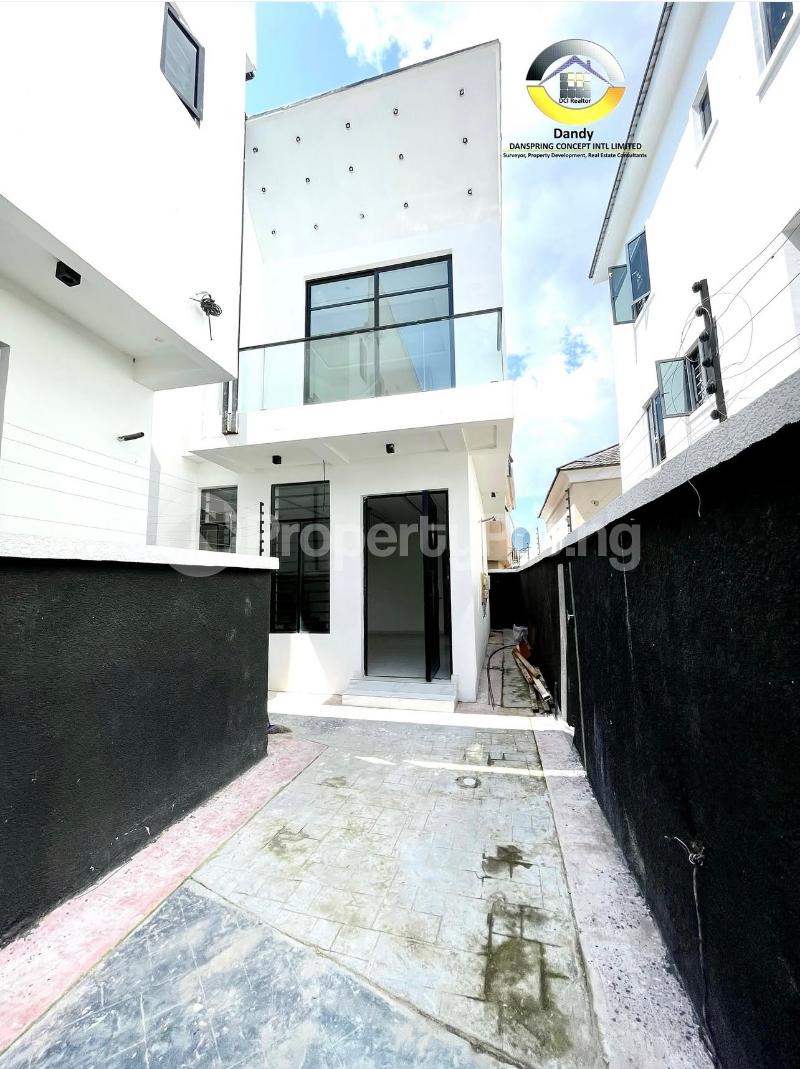 4 bedroom House for sale Ikota Lekki Lagos