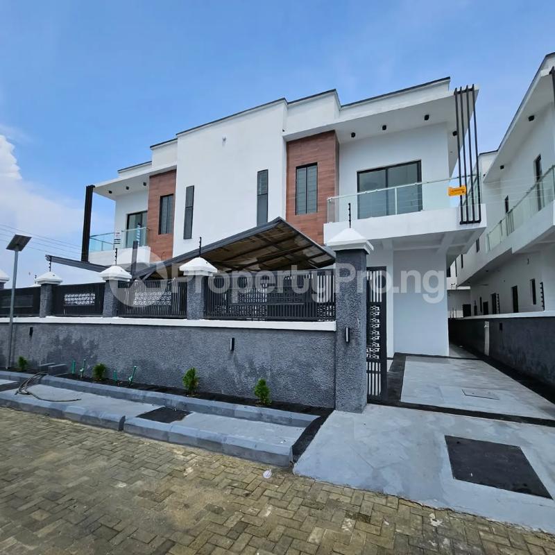 4 bedroom House for sale Daffodil Estate, Royal Pine, orchid Lekki Lagos